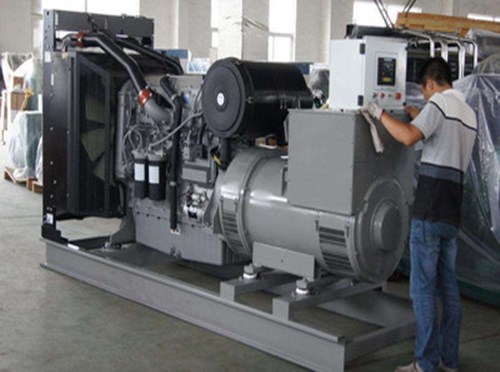 德令哈柴油发电机组和储能设备配合使用的案例